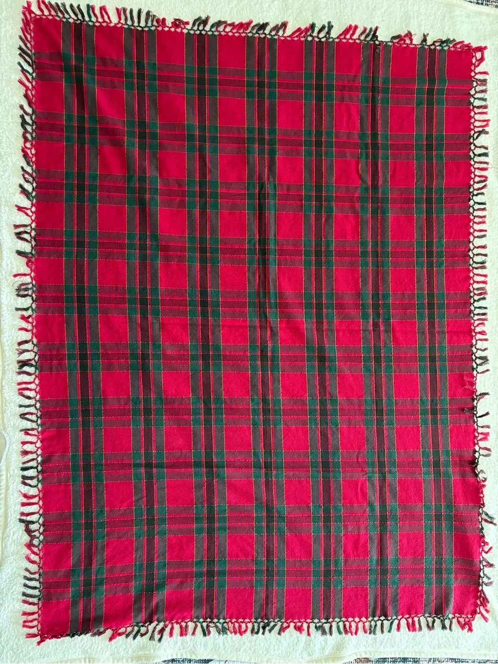 Red Green Tartan Plaid Fringed Tablecloth Table Cover 61x46” Made in India